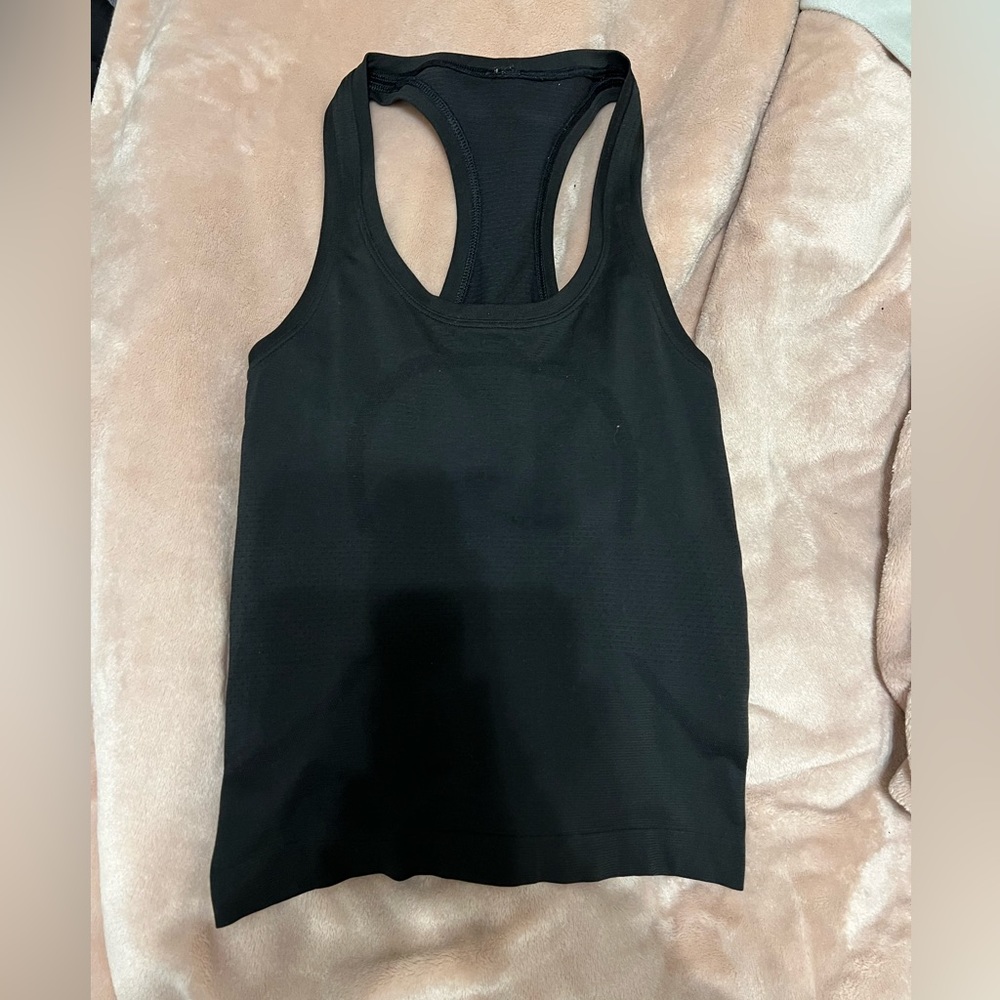 Lululemon Swiftly Tech Tank Top **Race Length